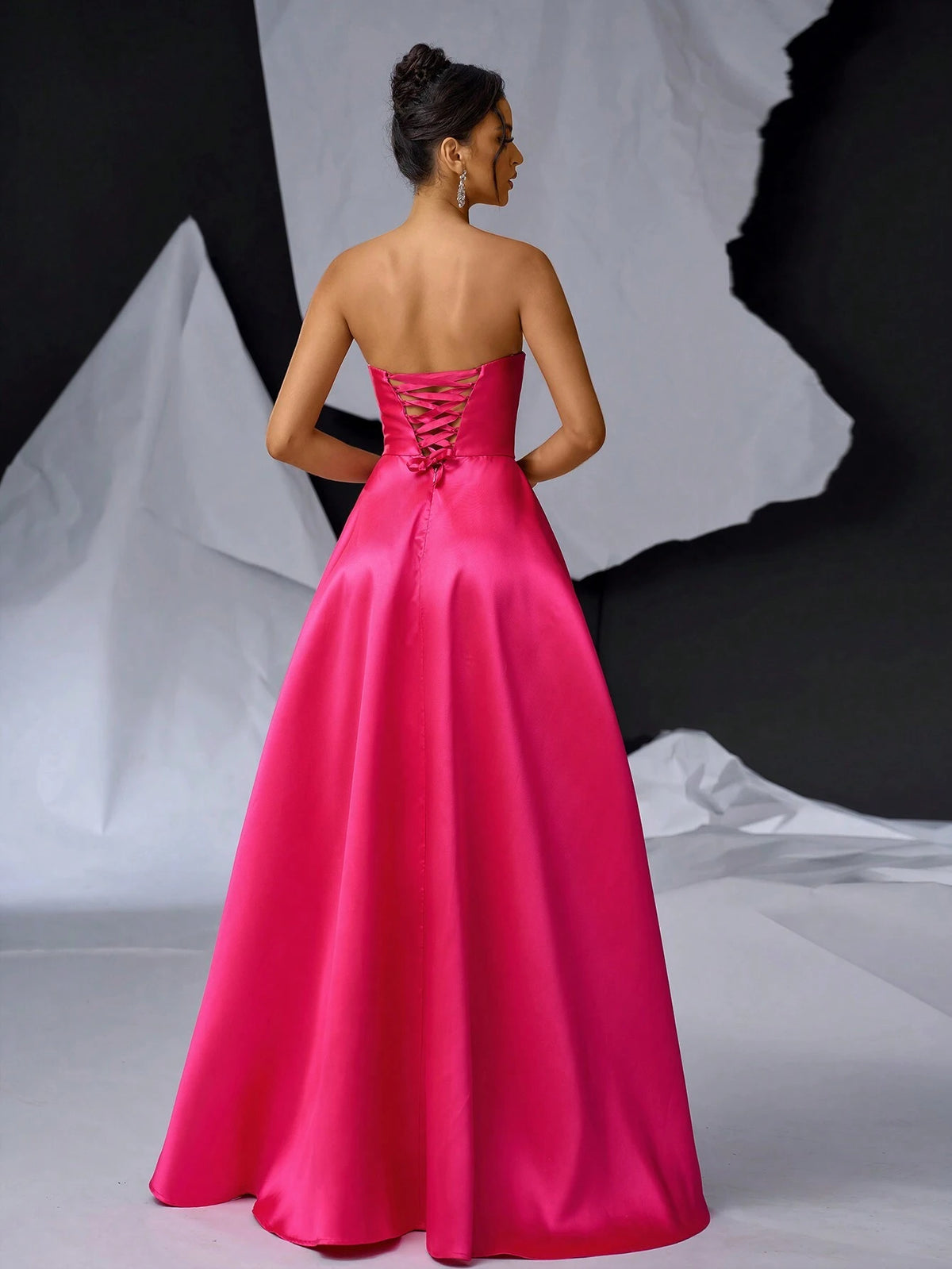 Elegant And Minimalist Shiny Satin Strapless Dress In Bright Pink Color, A-Line Skirt, Suitable For Graduation, Back To School, Single Party, Wedding, Event, Heavy Industry Evening Banquet, Etc.