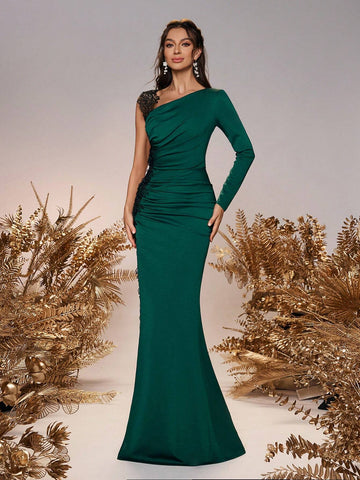 Elegant And Romantic Contrasting Color Lace Splicing Dark Green Elastic Knitted Irregular One-Shoulder Long-Sleeved Pleated Slim Mermaid Hem High Slit Wedding Event Date Bridesmaid Dress