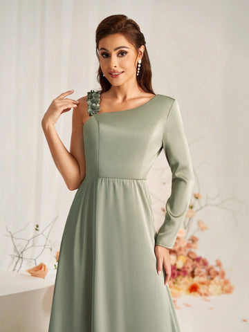 Elegant And Romantic Green Satin Fabric With Long Sleeves, Three-Dimensional Floral Lace Stitching As Shoulder Straps, Back Collar, Micro Fishtail Hem, Suitable For Wedding Occasions, Formal Bridesmaid Dresses