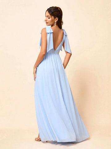 Elegant And Romantic Light Blue V-Neck Gathered Waist Spliced Lace Large A-Line Dress With Shoulder Bow And Front Slit Suitable For Weddings, Holiday Parties, Vacation, Graduation Season, Ramadan Informal Summer Bridesmaid Dress