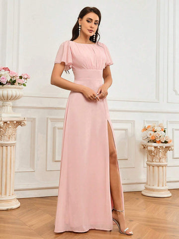 Elegant And Romantic Lotus Pink Slit Design With Pleated Chest Detail. Elegant Bridesmaid Dress With Off-Shoulder Ruffle Sleeves And Tie Slit Skirt Design. Suitable For Wedding Holiday Gift Party Holiday Adult Bridesmaid Dress.