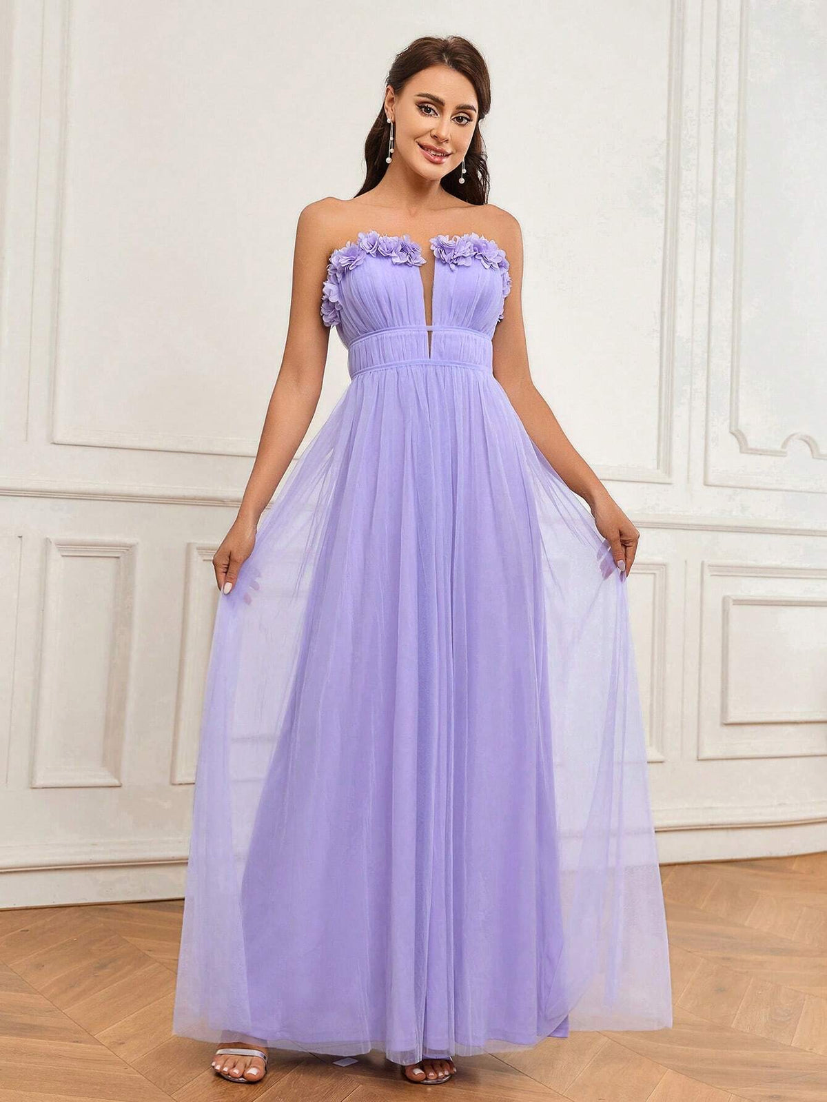Elegant And Romantic Purple Embroidered 3D Floral Mesh Strapless Neckline And Pleated Flowing Tulle Hem Dress Suitable For Wedding Holiday Gift Holiday Party Ramadan Graduation Season Adult Bridesmaid Dress