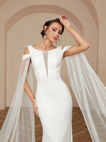 Elegant And Romantic Round Neck See-Through Sense Of Deep V-Neck Front Three-Dimensional Appliqué Mesh Floating Fly Sleeve Splicing High-Waisted Thin Slim Curvy Sense Of Knitting Floor Dragging Fishtail Wedding Dresses