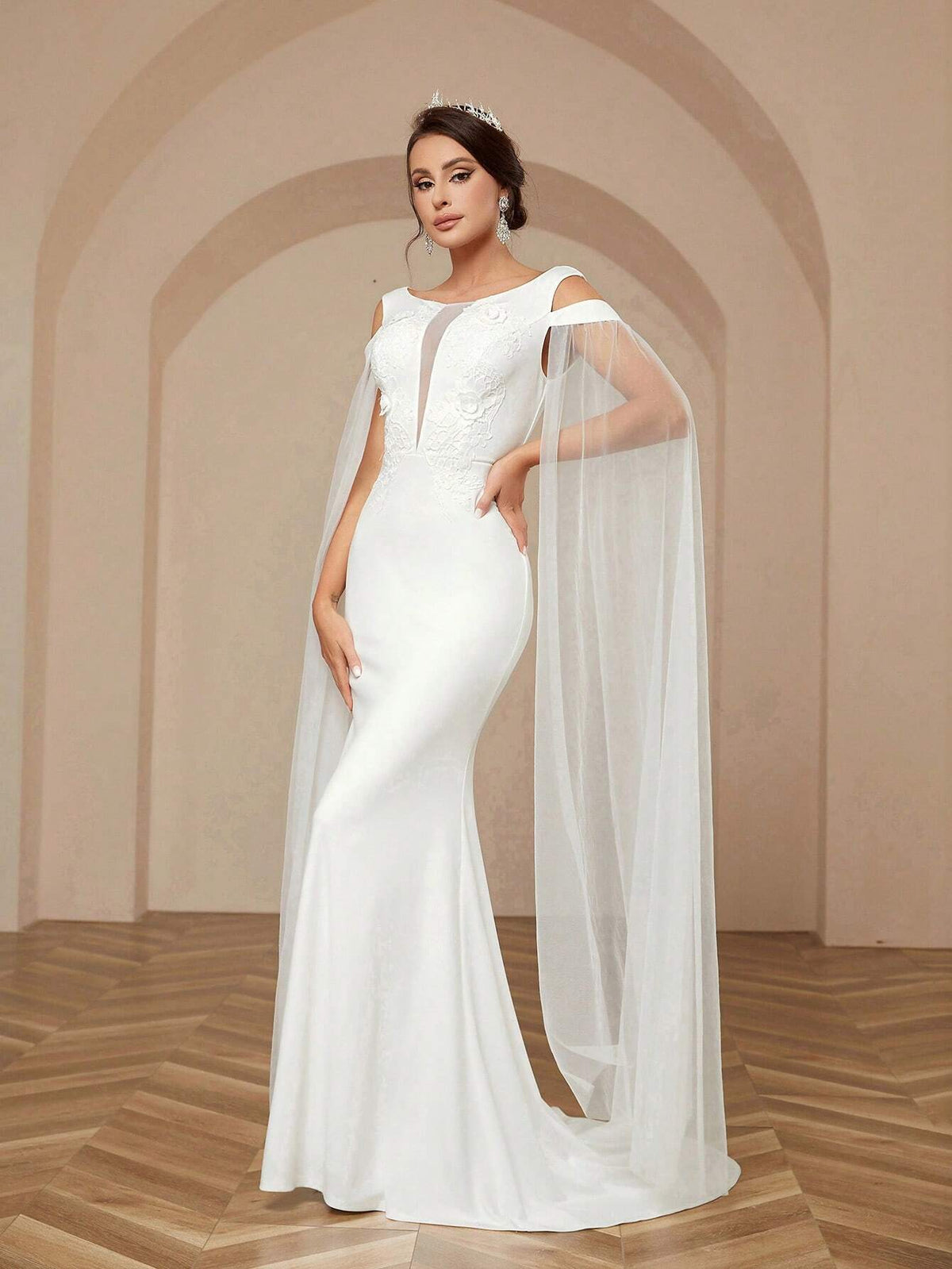 Elegant And Romantic Round Neck See-Through Sense Of Deep V-Neck Front Three-Dimensional Appliqué Mesh Floating Fly Sleeve Splicing High-Waisted Thin Slim Curvy Sense Of Knitting Floor Dragging Fishtail Wedding Dresses
