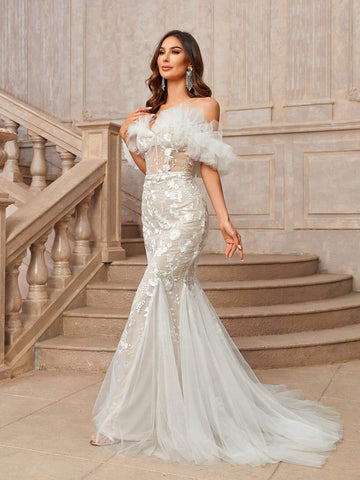 Elegant And Romantic White One-Shoulder Embroidered Lace Mesh Transparent High-Waist Line Breast Cup Fishbone And Tulle Insert Hem Fishtail Long Floor-Length Wedding Dress