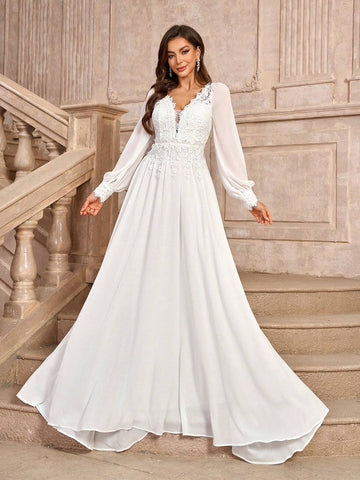 Elegant And Romantic White V-Neck Long Sleeve French Lace Spliced Chiffon Dress With Ruched Decoration And Flowing A-Line Floor-Length Wedding Dress