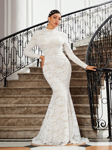 Elegant And Sexy Woman's Full Lace Sheer Effect Long-Sleeved Backless Lace Decorated Fishtail Skirt Floor-Length Wedding Dress