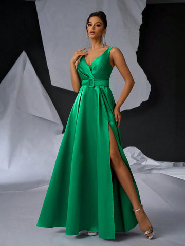 Elegant And Understated Green Satin Dress Features Wide Strap, V-Neckline, Wedding Party, Single-Party And Formal Evening Event.