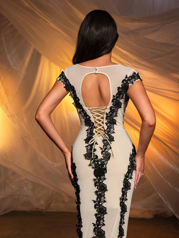 Elegant Atmosphere Apricot Round Neck Mesh Sheer Covered Sleeve Whole Stereoscopic Applique Hem Whole Circle Lace Appliqué Dating Bachelorette Party Wedding Event Heavy Duty Evening Gowns