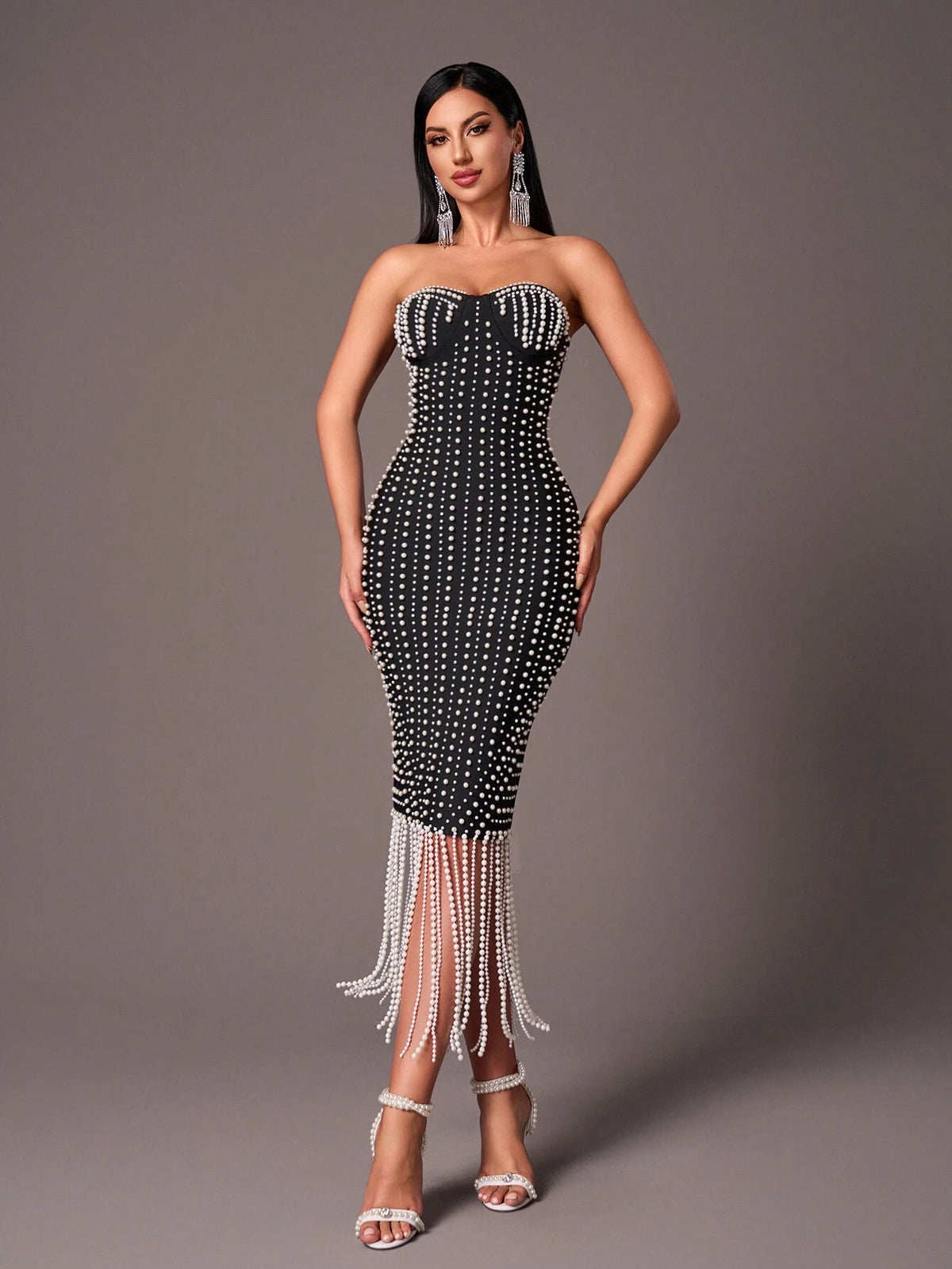 Elegant Black Strapless Luxury Handmade Beaded Pearl Chain Tassel Hem Bodycon Maxi Dress, Suitable For Party, Wedding, Formal Occasion