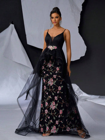 Elegant Black Straps V-Neck Bra Cups Upper Section Lace Waist SectionRomantic Embroidery Flowers And Floor Dragging Pendulum Dating Bachelorette Party Graduation Wedding Event Heavy Industry Dinner Party