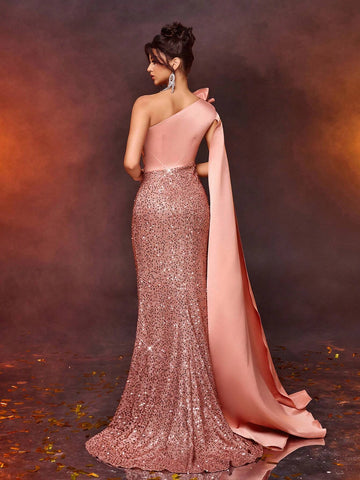 Elegant Champagne Shoulder Strap Long Sleeve Draped Sequin Patchwork Satin Mermaid Evening Dress
