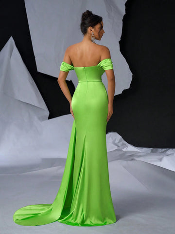 Elegant Fluorescent Green Strapless Double Wear Sleeves Embellished With Rhinestones On The Chest, With Heavyweight Beading, Side Draped Mermaid Skirt With High Slit And Train, For Prom Or Evening Party
