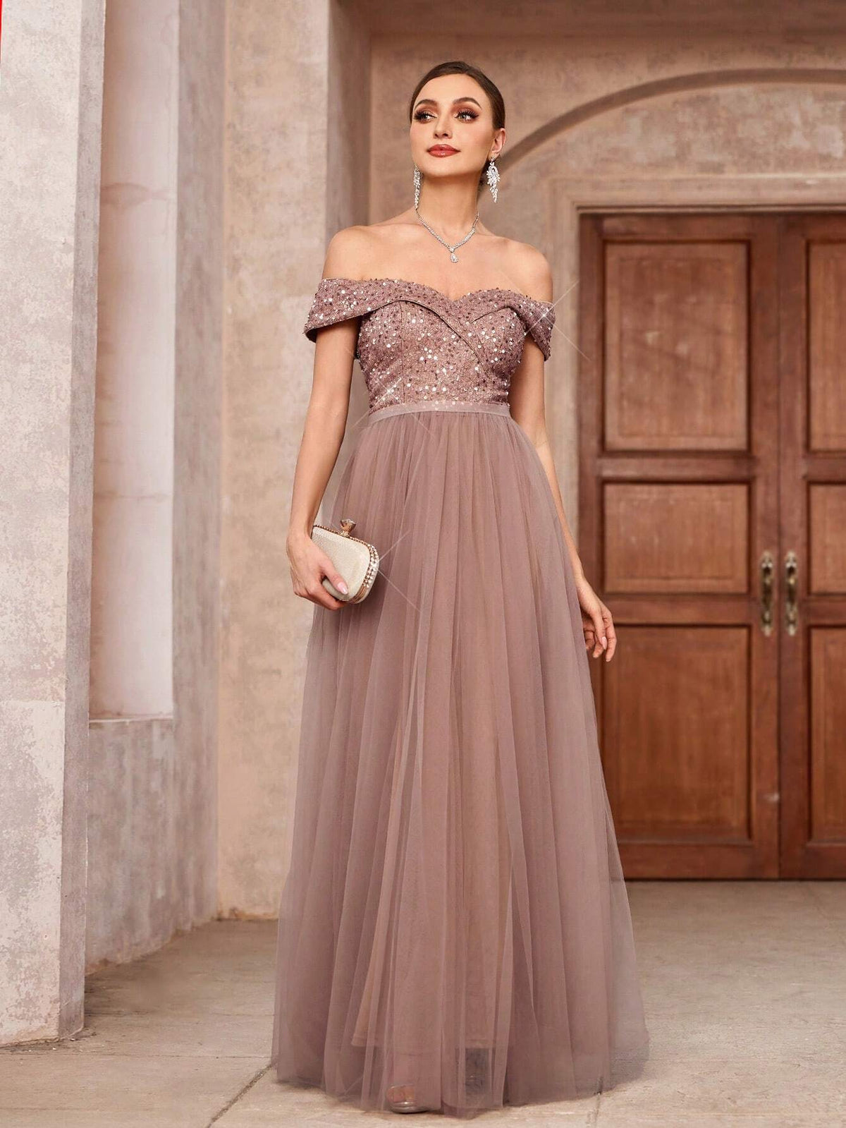 Elegant Glitter Off Shoulder Splice Mesh Skirt Hem Heavy Duty Formal Dress