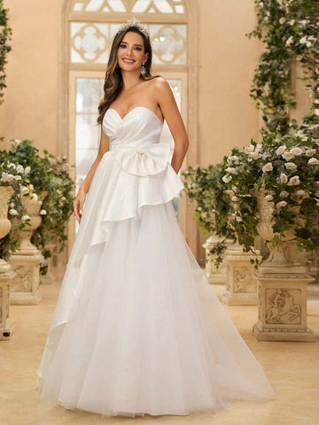 Elegant, Gorgeous And Cute White Strapless Bright Satin Pleated Mesh With Pleats And Bow Details On The Back For Wedding Holiday Party Prom Dinner Oversized Hem Plus Floor-Length Wedding Dress