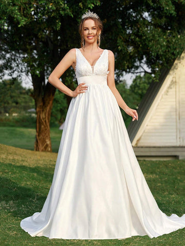 Elegant, Gorgeous And Luxurious White Simple V-Shaped 3D Three-Dimensional Flower , Festivals, Parties, Dances, Holiday Trains Satin Oversized Floor-Length Pleated Casual Wedding Dress