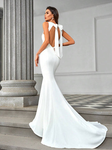 Elegant, Gorgeous, Romantic, Sexy, Bow Decorated Fish Tail Wedding Dress With Ultra-Long Train