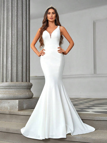 Elegant, Gorgeous, Romantic, Sexy, Bow Decorated Fish Tail Wedding Dress With Ultra-Long Train