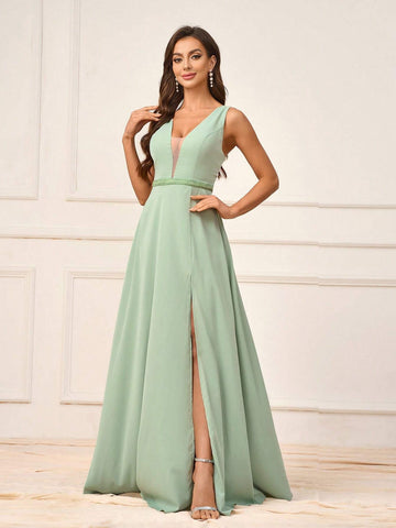 Elegant Grass Green Soft Skin-Friendly Woven Fabric Deep V-Neck Vest Sleeves Braided Rope Decorative Belt High Slit A-Line Skirt Suitable For Wedding Season Mother's Day Women's Formal Bridesmaid Dresses
