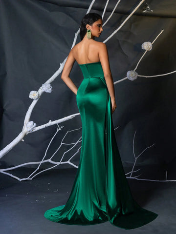 Elegant Green Luxurious Sequin Patchwork Satin Strapless Deep V-Neck Nude Mesh Criss-Cross Side Draped Fishtail Formal Evening Gown