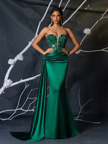 Elegant Green Luxurious Sequin Patchwork Satin Strapless Deep V-Neck Nude Mesh Criss-Cross Side Draped Fishtail Formal Evening Gown