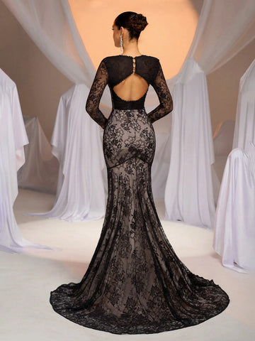 Elegant Luxe White & Champagne Color Block Sheer Long Sleeve V-Neck Flared Stretch Lace Sexy Backless Mermaid Hem Silhouette Formal Gown For Wedding, Party, Holiday, Graduation