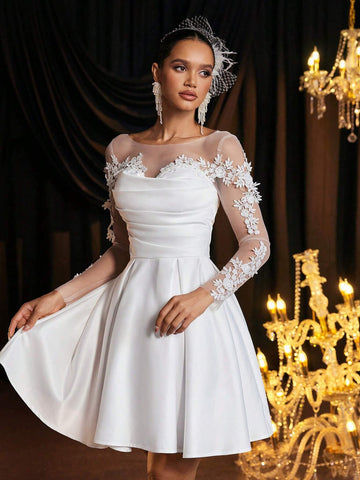 Elegant Luxurious Cream Lace Embroidered Satin Patchwork Sheer Long Sleeve Ruched Maxi Dress, Suitable For Wedding, Party, Single Party, Holiday, Ball, Bride Gift