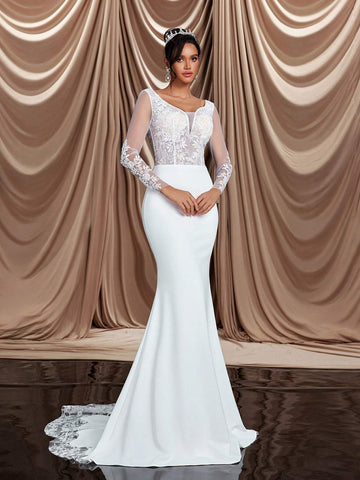 Elegant Luxurious Ivory V-Neck Sexy Backless Lace Splice Stretchy Bodycon Fishtail Maxi Dress With Detachable Train, Suitable For Weddings, Parties, And Bridal Ceremonies