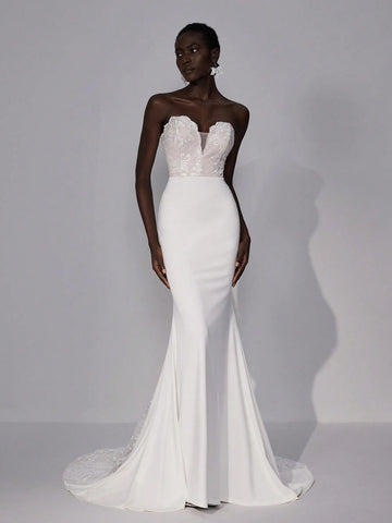 Elegant Luxurious Sexy Cold-Shoulder Strapless V-Neck Backless Sheer Mesh Lace Applique And French Lace Detail Patchwork Stretchy Satin Mermaid Long Tail Wedding Dress