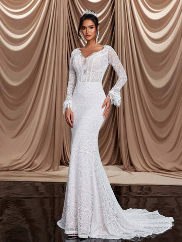 Elegant Luxurious V-Neck Long Sleeve Sheer Lace Bodycon Mermaid With Train Dress, Suitable For Wedding, Party, Prom, Vacation Events