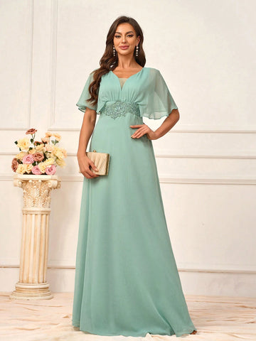 Elegant, Modest And Simple Women's Chiffon Dress In Grass Green Color,  Music Festivals, Graduation Season, Mother's Day And Other Formal Occasions. Available In Standard Size And Perfect As Bridesmaid Dress.