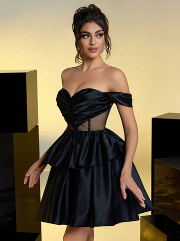 Elegant Romantic Black Heart-Shaped Double Layered Ruffle Waist Bandeau Party Gown
