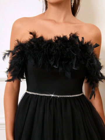 Elegant Strapless Feather Splice A-Line Tulle Evening Dress For Cocktail Party