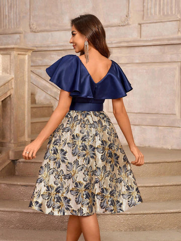 Elegant Vintage Blue & Gold Jacquard Patchwork Satin Deep V-Neckline WithSkirt Suitable For Parties, Weddings, Single Parties, Dances, Afternoon Tea, Dates, Cocktails Gowns