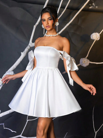 Elegant White Off-Shoulder Bow Maxi Dress With Flared Hem, Suitable For Wedding, Party, Vacation, Bridal Shower