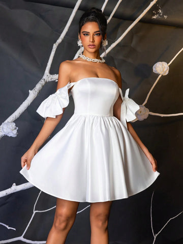 Elegant White Off-Shoulder Bow Maxi Dress With Flared Hem, Suitable For Wedding, Party, Vacation, Bridal Shower