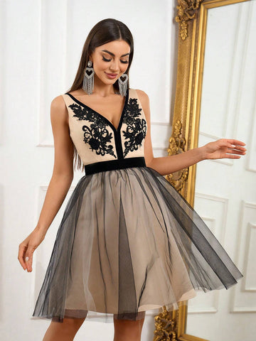 Elegant Women's Black Embroidered Mesh Dress With Contrast Trim, Puffy Mesh Skirt Hem, High-Waist, Backless Design, Suitable For Graduation Parties, School Dances, Afternoon Tea Gatherings, Dates, Parties And Other Formal Occasions