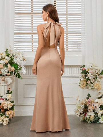 Elegant Women's Early Spring Wedding Season New Style Beige Light Khaki Satin Half-High Collar Back