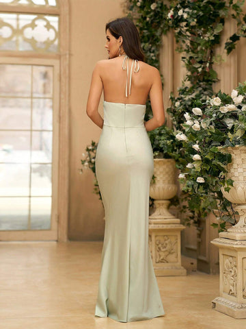 Elegant Women's Green Satin Halter Neck Pleated Backless Mermaid Bridesmaid Dress