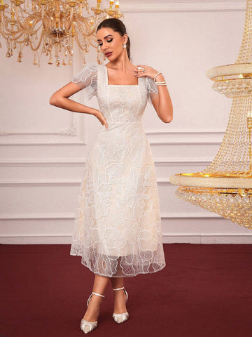 Elegant Women's Long Embroidered Mesh Dress With Square Neckline, Short Balloon Sleeves And Floral Print (Heavy Series)