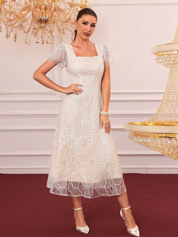 Elegant Women's Long Embroidered Mesh Dress With Square Neckline, Short Balloon Sleeves And Floral Print (Heavy Series)