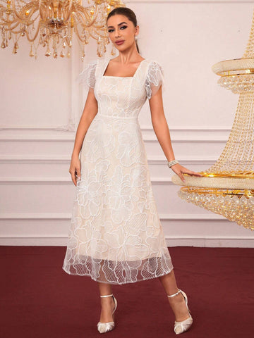 Elegant Women's Long Embroidered Mesh Dress With Square Neckline, Short Balloon Sleeves And Floral Print (Heavy Series)