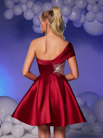 Elegant & Glamorous Stunning Red Shoulder-Revealing High Waist Luxurious Embroidered Pearl & Rhinestone Embellished Flare Short Dress, Suitable For Wedding, Graduation, Holiday, Bachelorette Party, Prom