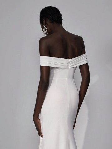 Elegant & Glamorous White V-Neck Off Shoulder Elastic Knit Ruched Design Open Shoulder Bodycon Fishtail High Slit Maxi Dress, Suitable For Wedding, Party, Graduation, Vacation