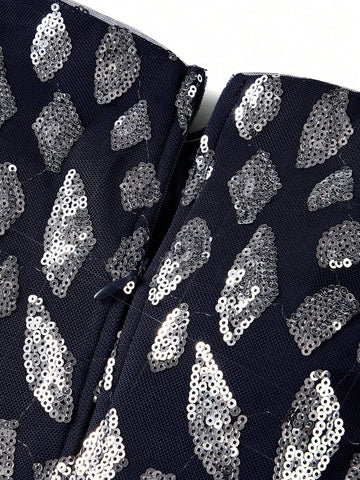 Elegant & Gorgeous Navy Blue Off Shoulder Neckline Beaded Florals Patchwork Flowy Mesh Dress, Stylish Evening Gown (Heavy Industry Version)