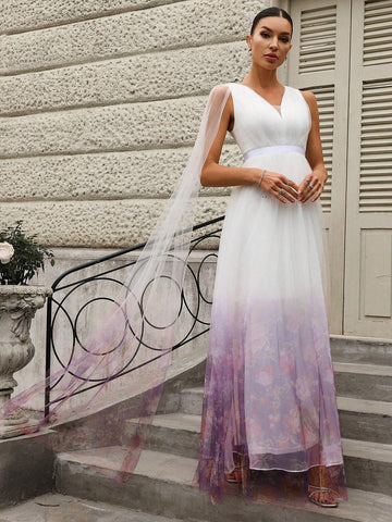 Elegant & Romantic Flower Pattern Printed Gradient V-Neck Sleeveless Wedding Dress