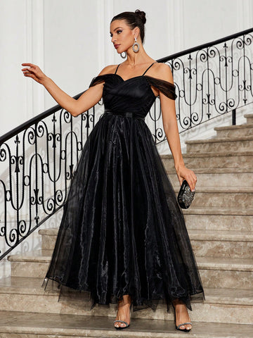 Elegant & Romantic Off Shoulder Wedding Dress