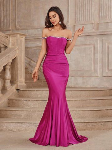 Gorgeous And Sexy Off Shoulder Neckline With Luxurious Beaded Decor On The Chest And Waist, Fishbone Lines And Slim-Fitting Design, And Flared Hem With A Fish-Tail Train, Evening Dress For Formal Occasions