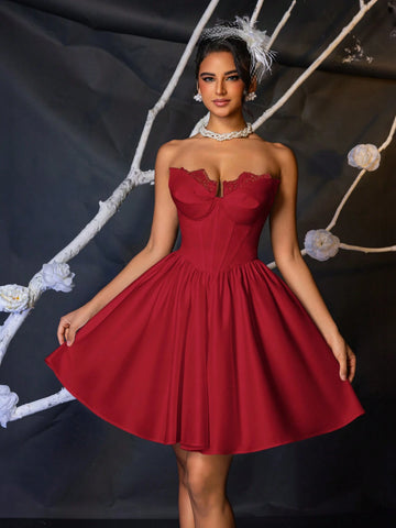 Gorgeous Elegant Noble Cute White Stretchy Floral Lace Patchwork Satin Finish Bustier High Waist Maxi Skirt With Waist Belt, Suitable For Bachelorette Party, Wedding, Graduation, Vacation, Bride's Gift