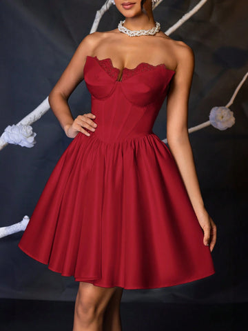 Gorgeous Elegant Noble Cute White Stretchy Floral Lace Patchwork Satin Finish Bustier High Waist Maxi Skirt With Waist Belt, Suitable For Bachelorette Party, Wedding, Graduation, Vacation, Bride's Gift